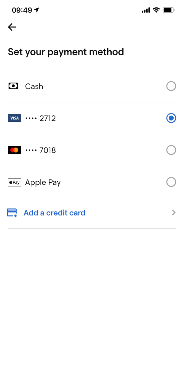 Passenger app payment method screen with cash, saved cards and Apple Pay